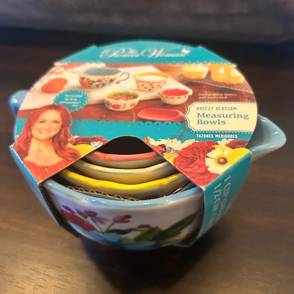 Pioneer Woman Breezy Blossom Floral Measuring Bowl Set